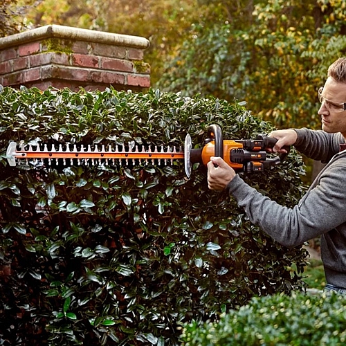 Worx battery hedge discount trimmers